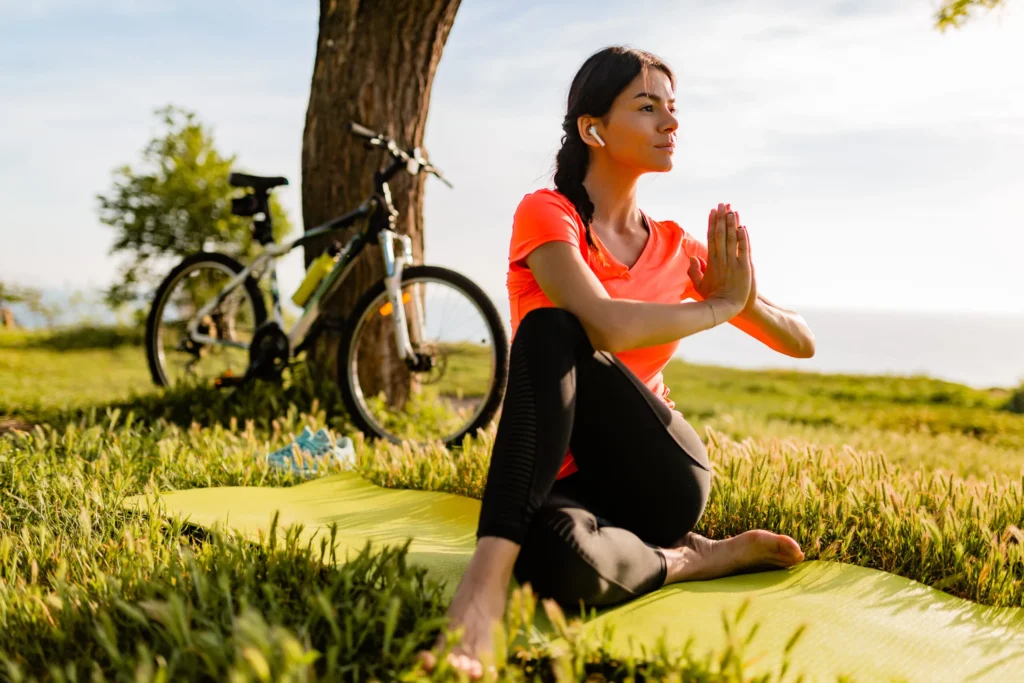 DEPORTE HACER DEPORTE CON LA REGLA – DEPORTE CON LA REGLA – NADAR CON LA REGLA – NATACIÓN CON LA REGLA – NADAR CON EL PERIODO – TAMPONES COMODOS PARA CORRER – TAMPÓN ESPONJA CONFORT 365 – ESPONJA MENSTRUAL CONFORT 365